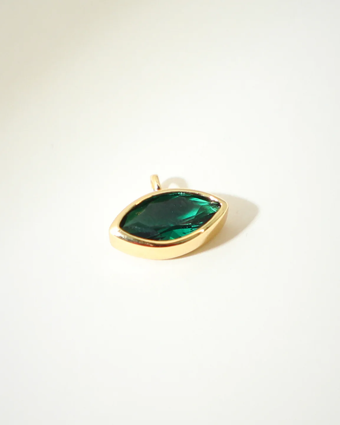 THE MARQUISE PENDANT CHOKER - Image 9