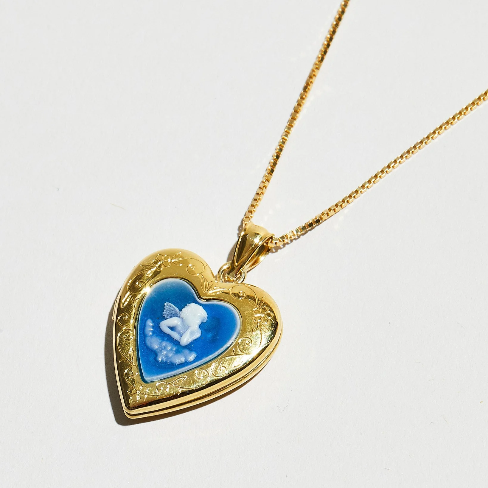 The Blue Angel Photo Locket - Image 3