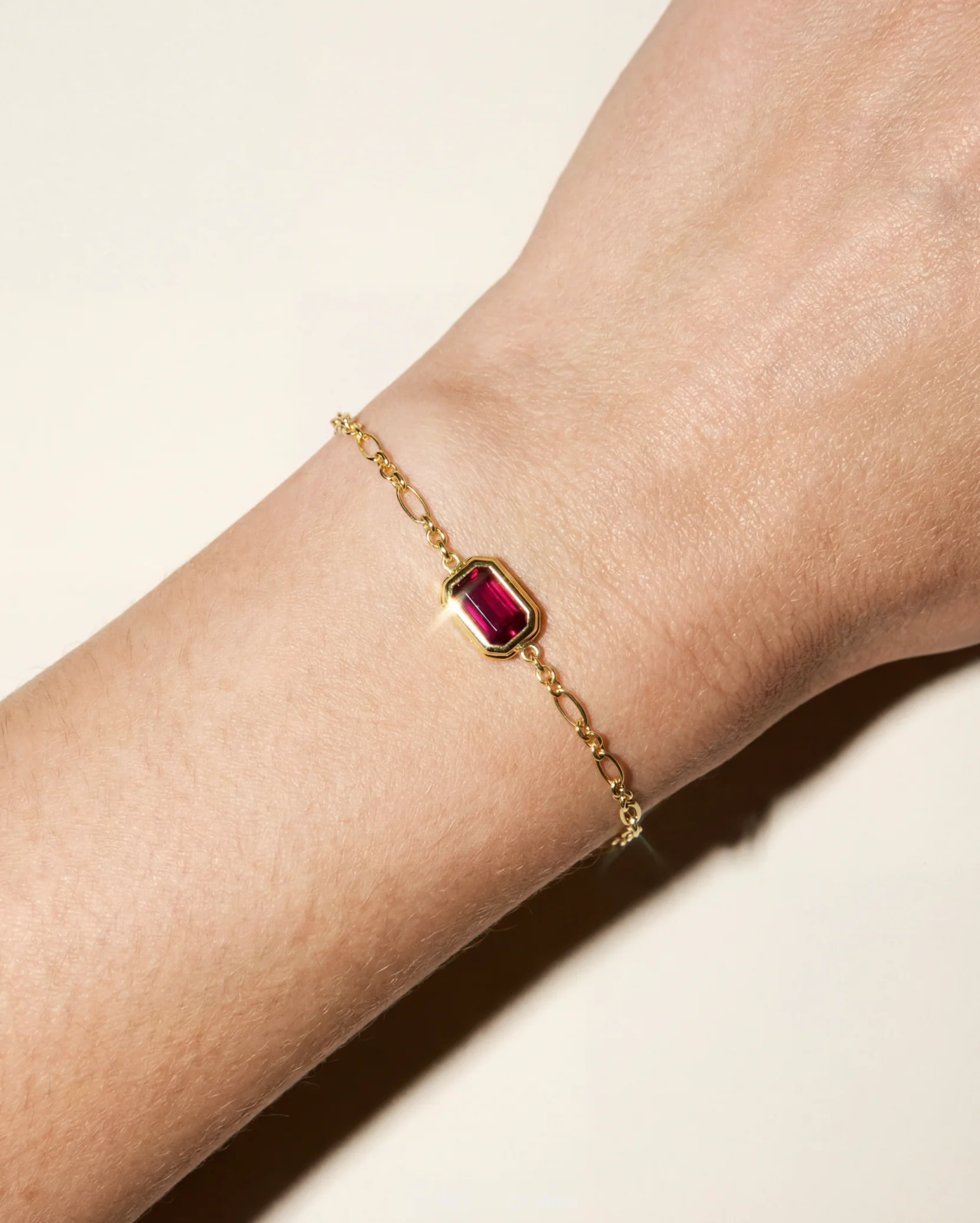 THE EMERALD RUBY BRACELET - Image 2