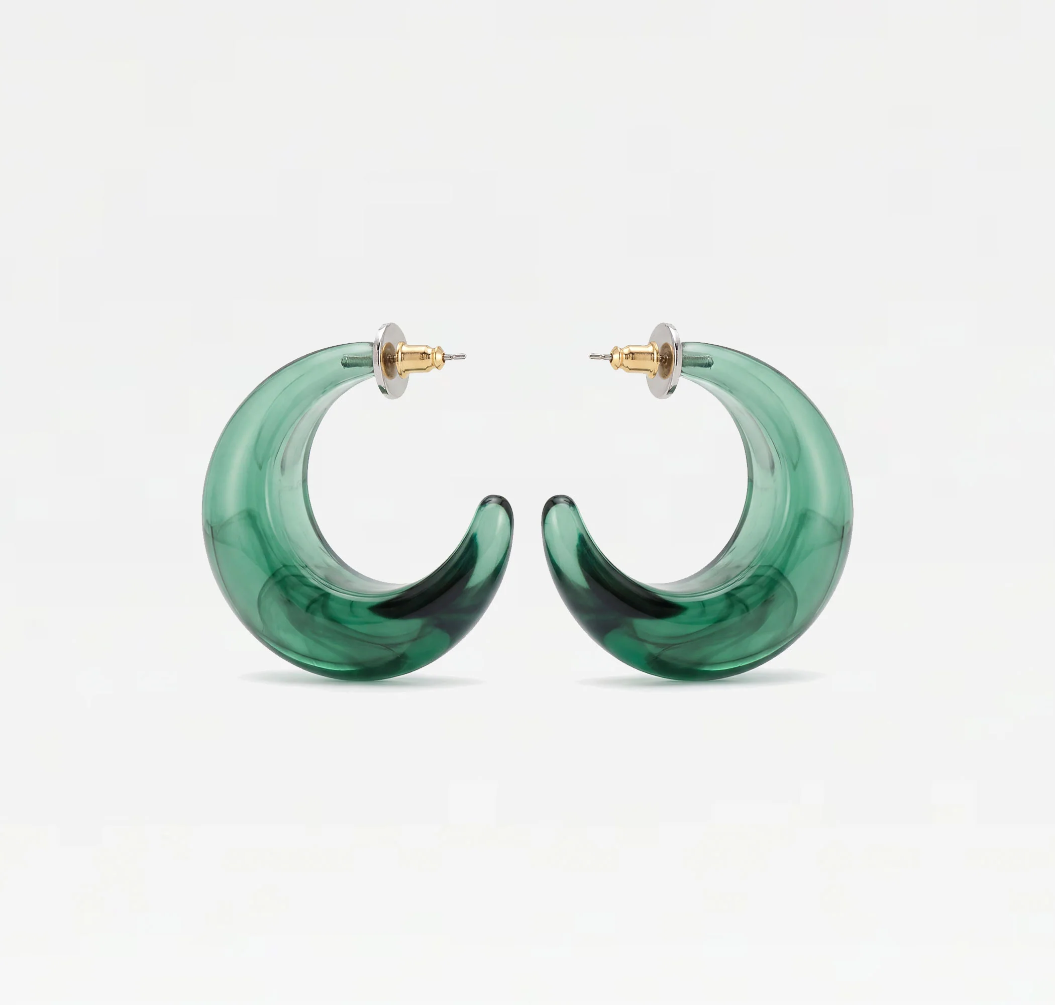 THE GREEN RESIN HOOP EARRINGS