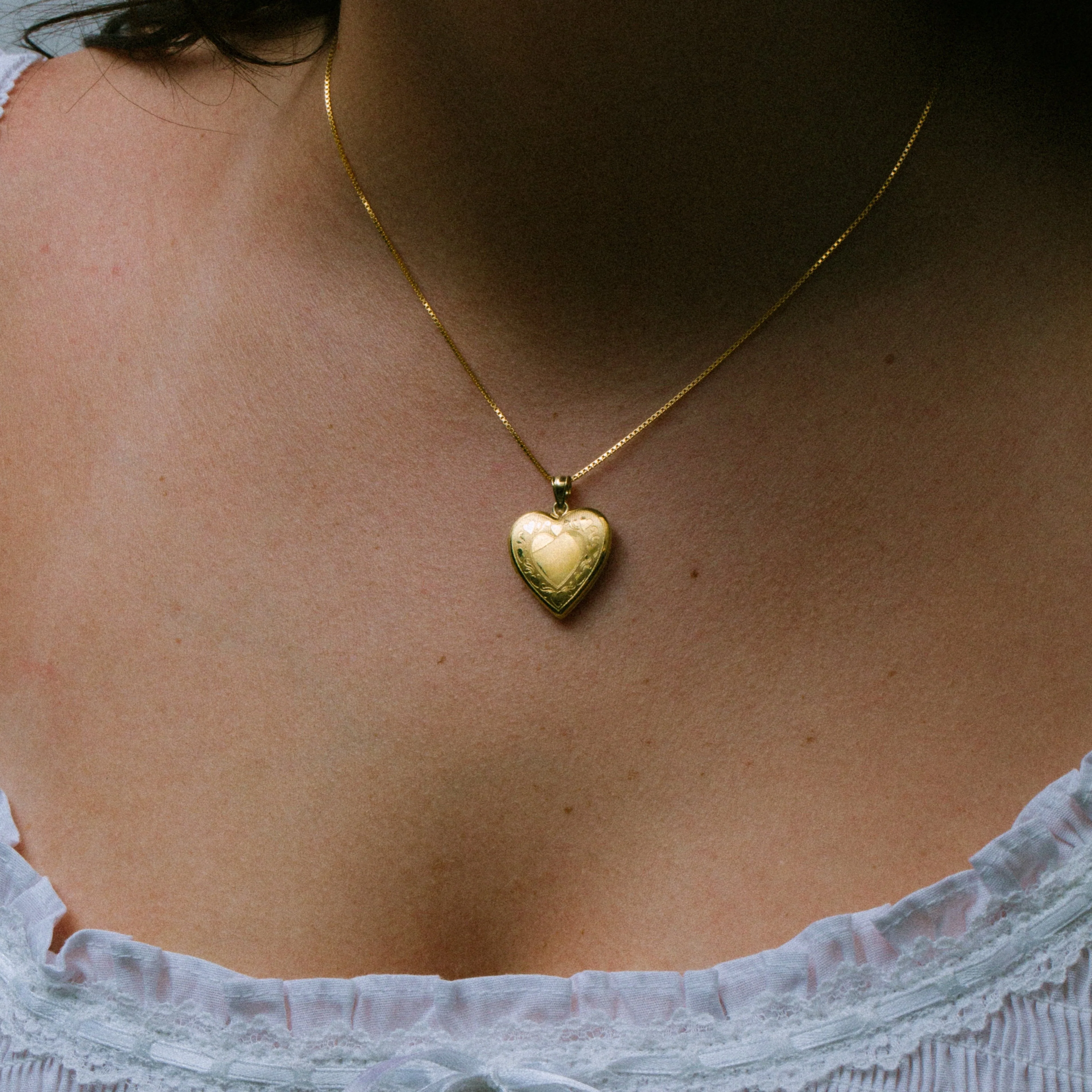 The Heart Heirloom Photo Locket - Image 7