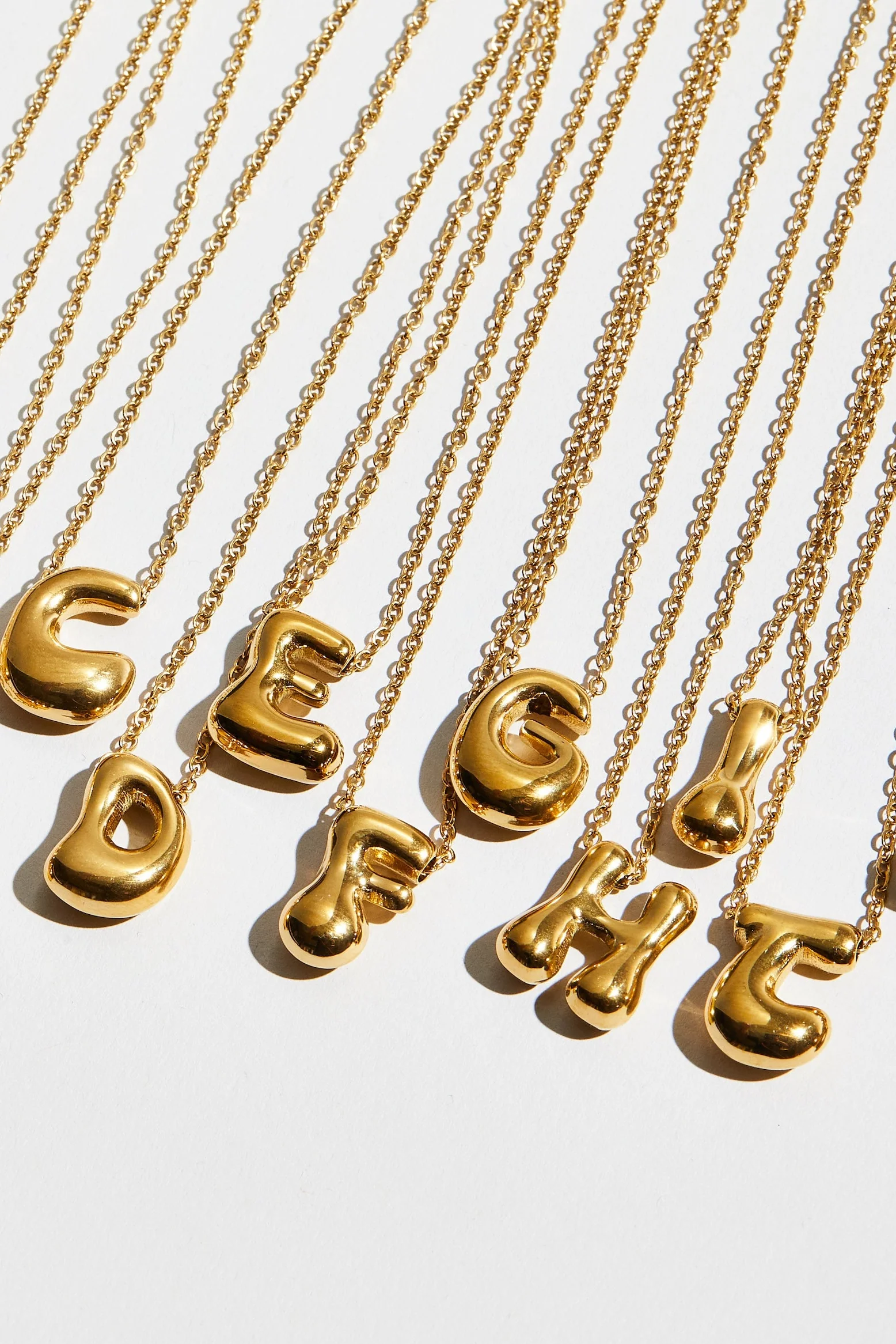 THE ORNATE BUBBLE LETTER NECKLACE - Image 6
