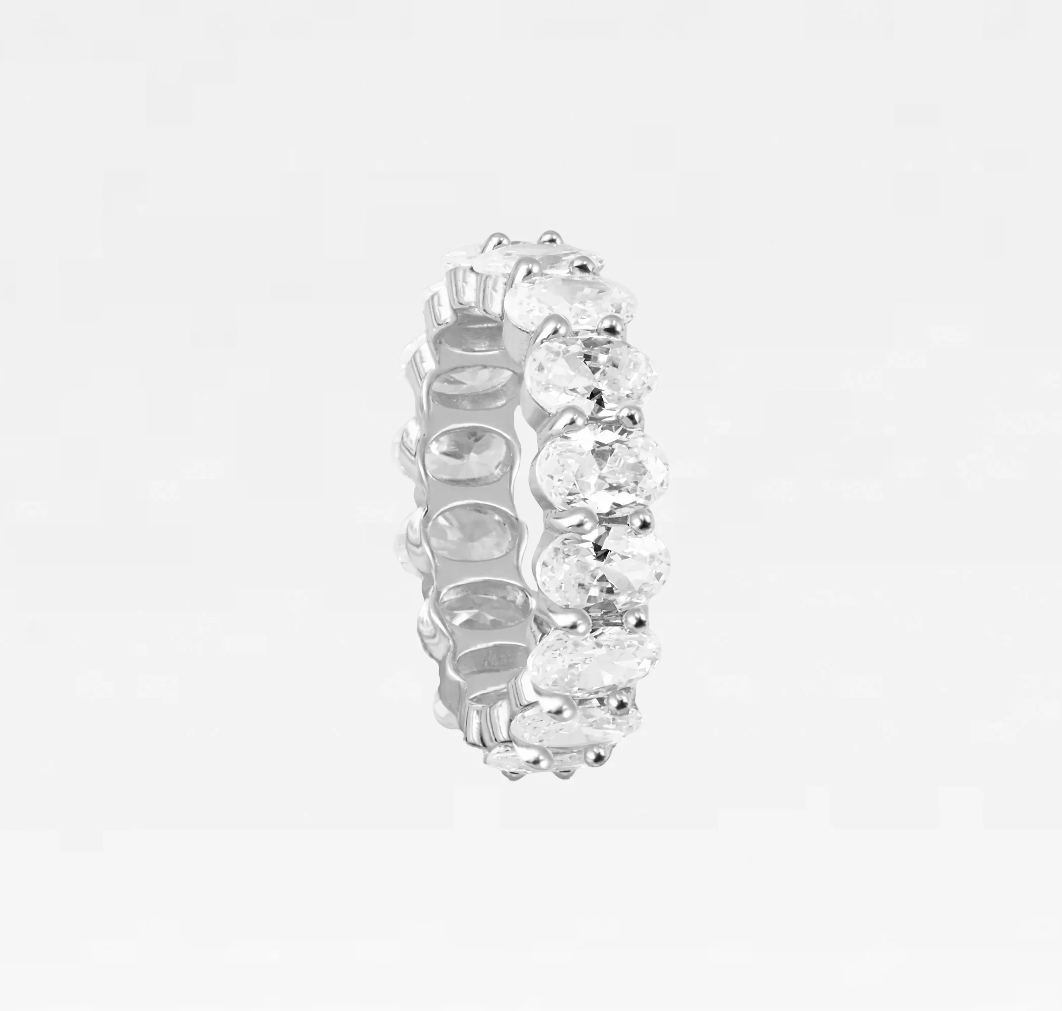 The Oval Cut Eternity Band - Image 7