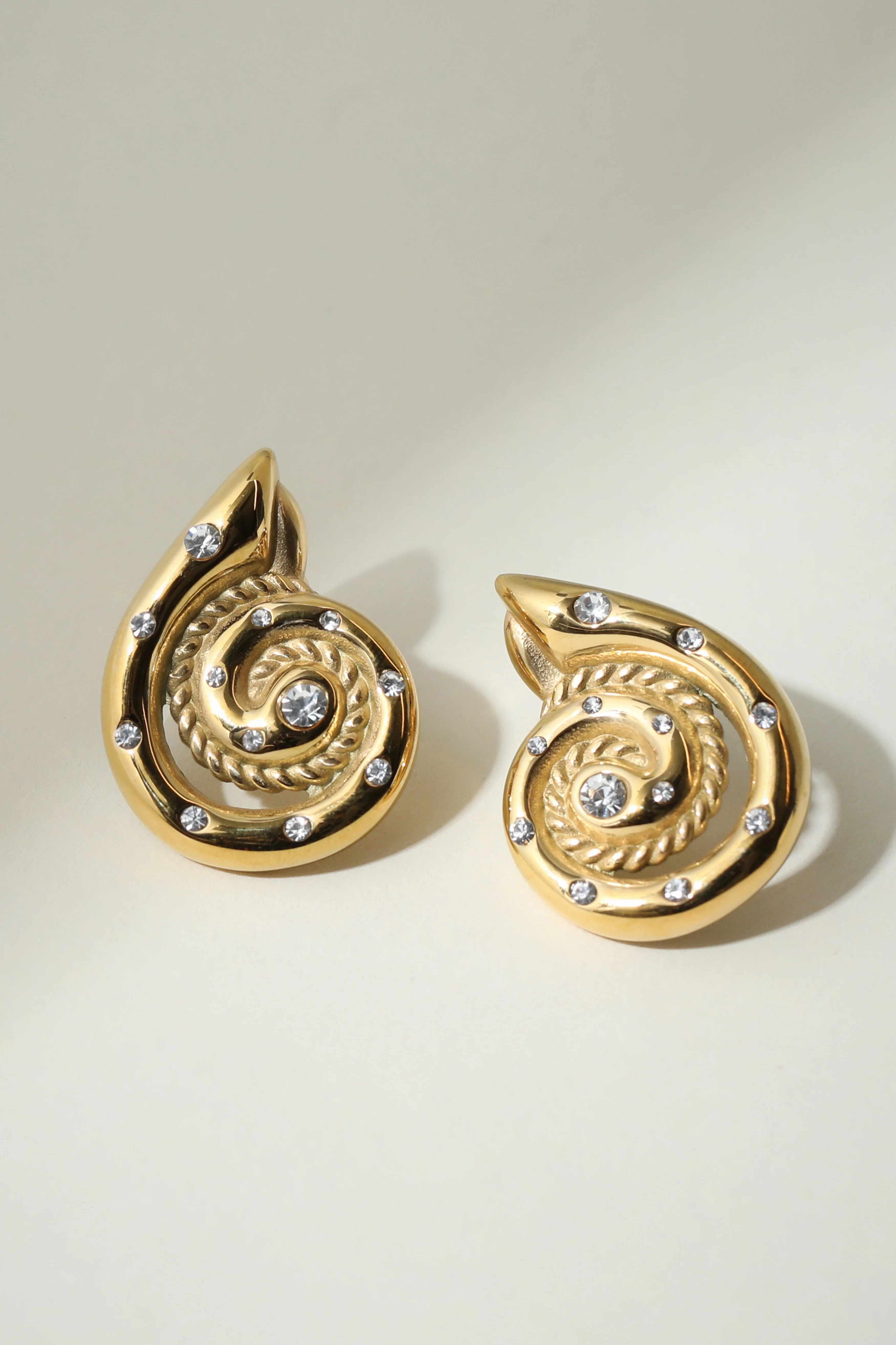 The Pavé Heirloom Seashell Stud Earrings - Image 4