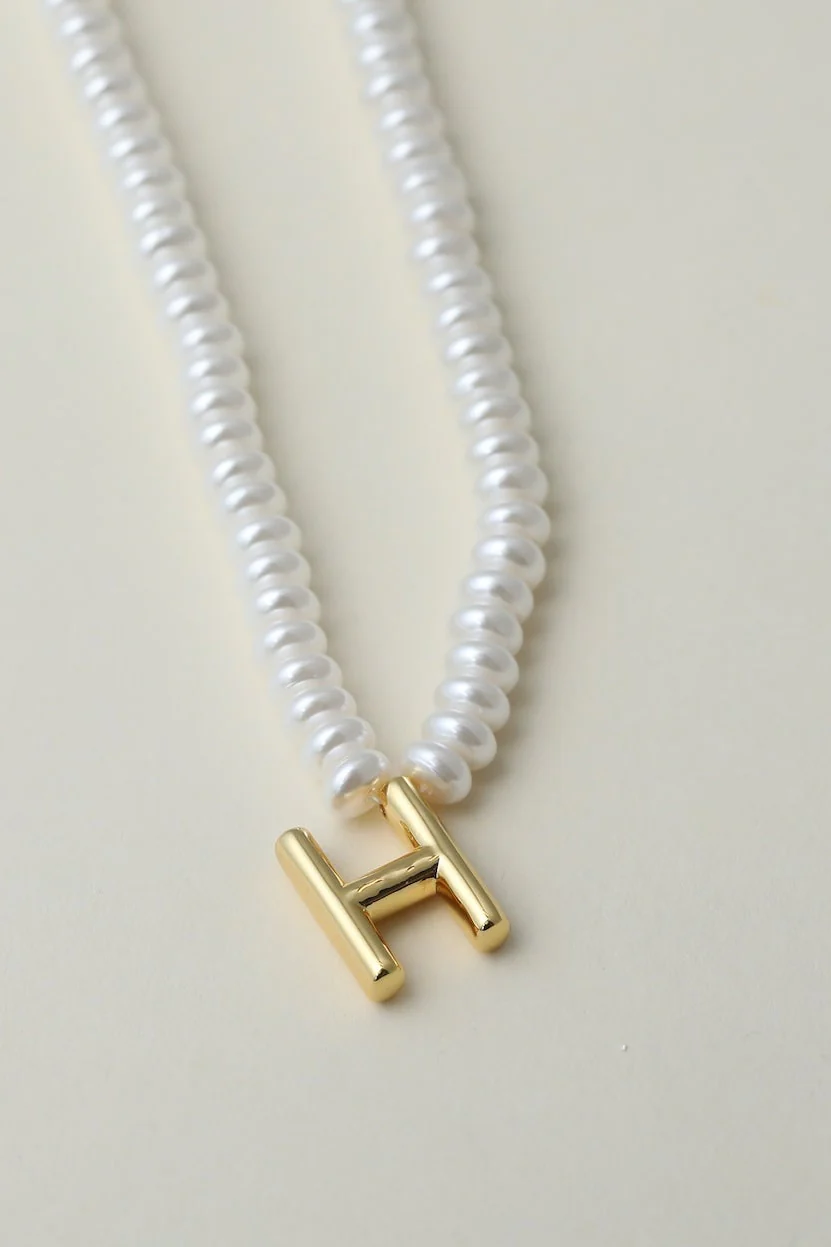 The Pearl Bubble Letter Necklace - Image 12