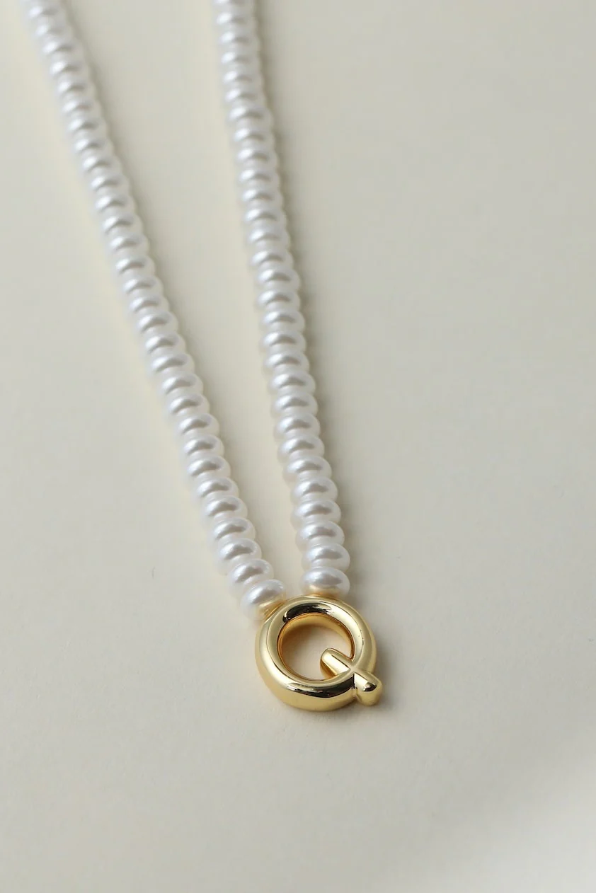 The Pearl Bubble Letter Necklace - Image 21