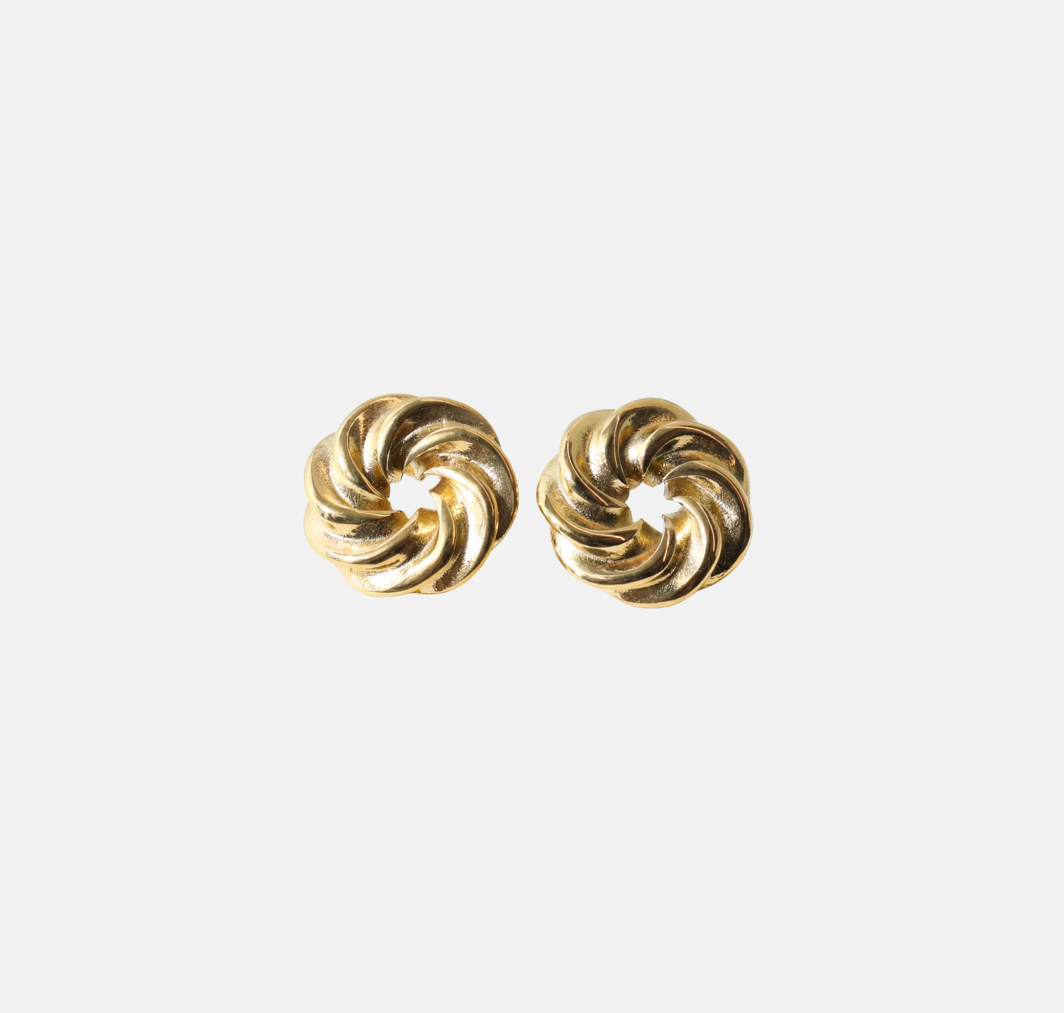 The Round Textured Studs