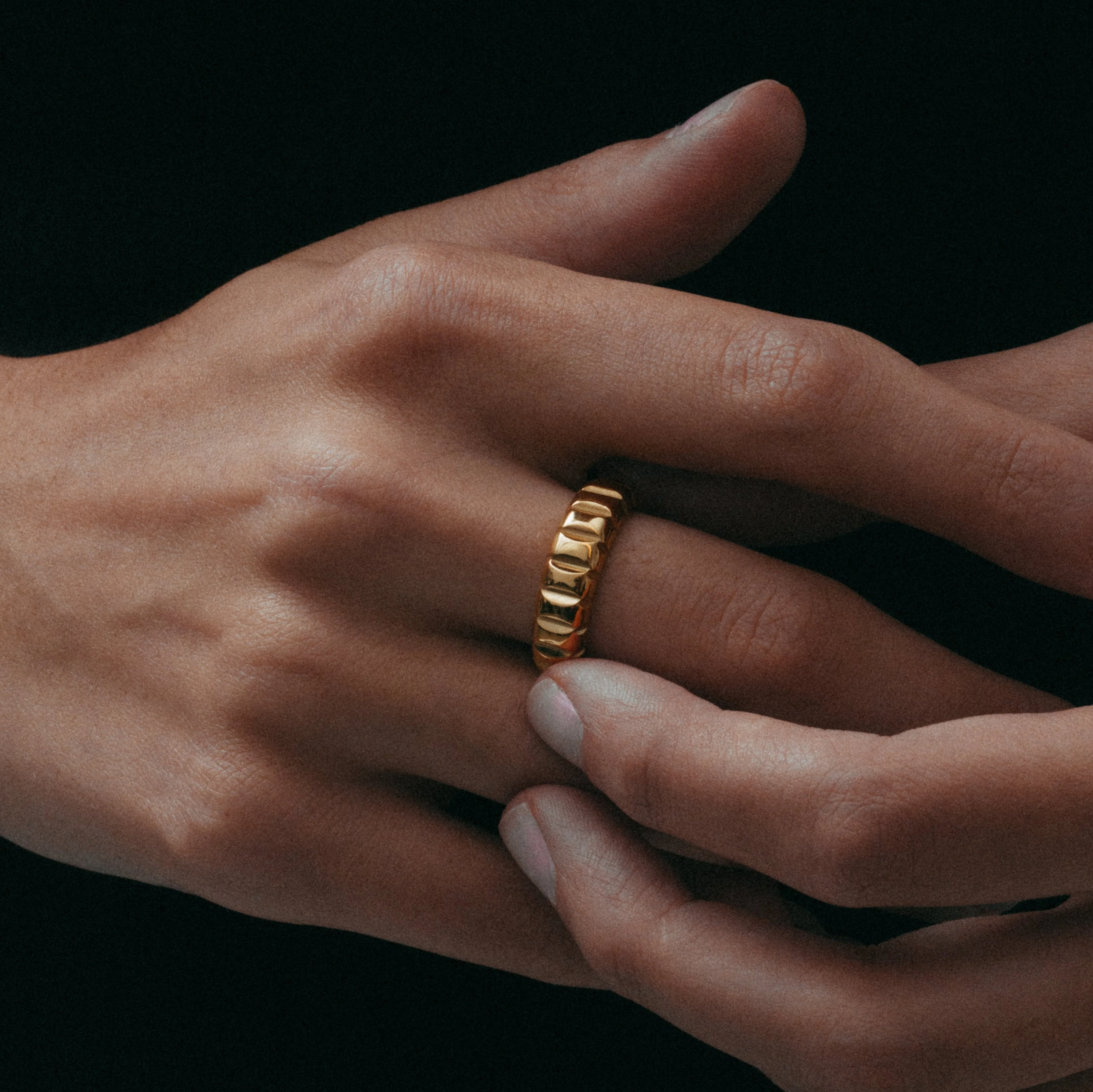 The Textured Band Ring - Image 3