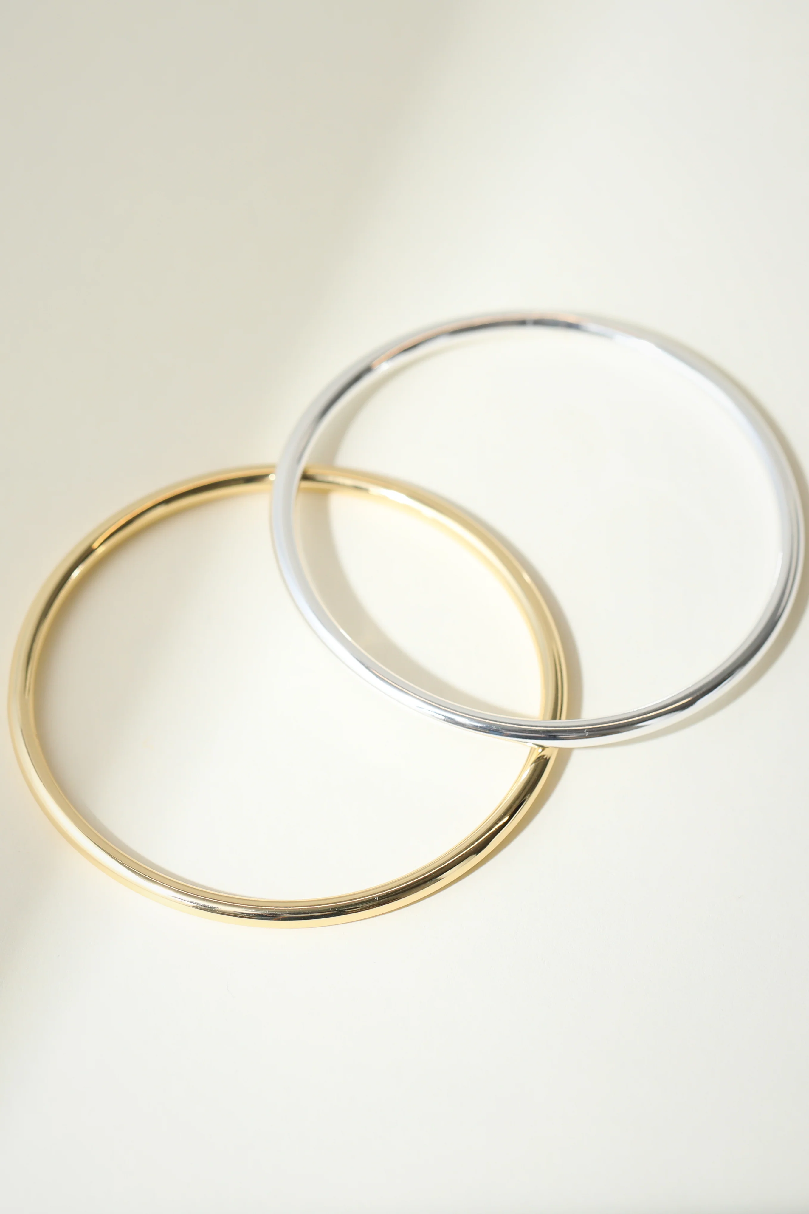 THE TWO TONE BANGLE SET - Image 6