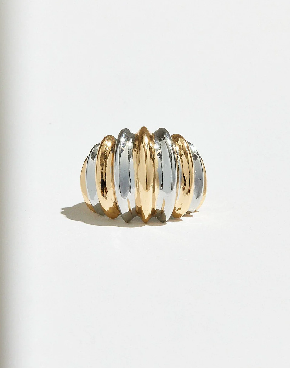 THE TWO TONE CRESCENT RING - Image 3